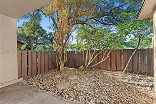 7720 NW 79th Ave, Tamarac, FL 33321 - Photo 13