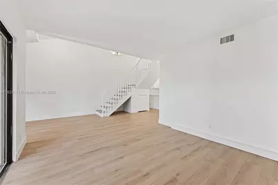 7720 NW 79th Ave #B6, Tamarac, FL 33321 - Photo 9