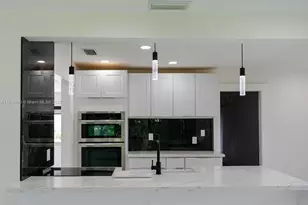 1009 Leisure Ln, Boynton Beach, FL 33426 - Photo 3