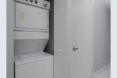 495 Brickell Ave #4205, Miami, FL 33131 - Photo 21