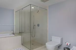 495 Brickell Ave, Miami, FL 33131 - Photo 13