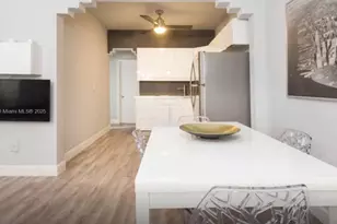 1325 Meridian Ave, Miami Beach, FL 33139 - Photo 23