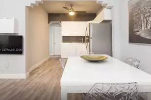 1325 Meridian Ave, Miami Beach, FL 33139 - Photo 23