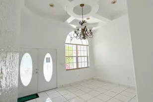 25 Ludlam Dr, Miami Springs, FL 33166 - Photo 17