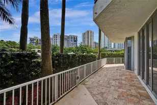 3500 Mystic Pointe, Aventura, FL 33180 - Photo 31