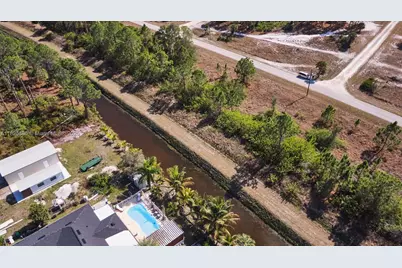 1025 E Winters Street, Lehigh Acres, FL 33974 - Photo 33