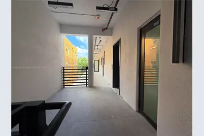 1037 NW 2nd St, Miami, FL 33128 - Photo 33