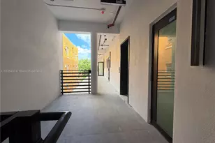 1037 NW 2nd St, Miami, FL 33128 - Photo 33