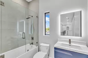 808 SW 9th St, Fort Lauderdale, FL 33315 - Photo 29