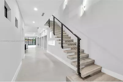 808 SW 9th St #808-A, Fort Lauderdale, FL 33315 - Photo 3