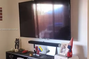 8085 NW 8th St, Unincorporated Dade County, FL 33126 - Photo 3