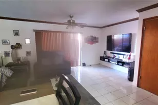 8085 NW 8th St, Unincorporated Dade County, FL 33126 - Photo 17