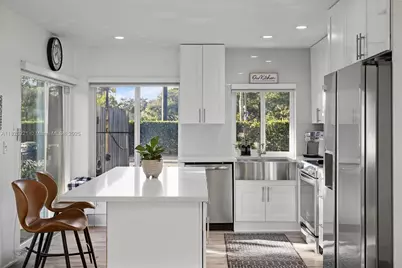 50 Forest Cir, Cooper City, FL 33026 - Photo 7