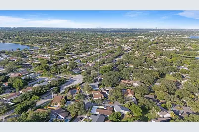 50 Forest Cir, Cooper City, FL 33026 - Photo 17