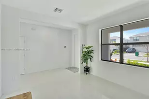 12973 SW 266th Terrace, Homestead, FL 33032 - Photo 5