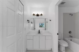 22921 SW 88th Pl, Cutler Bay, FL 33190 - Photo 15