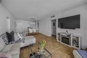 3000 S Ocean Dr, Hollywood, FL 33019 - Photo 9