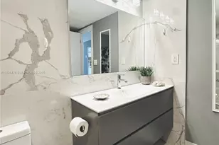 19390 Collins Ave, Sunny Isles Beach, FL 33160 - Photo 23