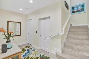 346 N Elm St, Hollywood, FL 33019 - Photo 49