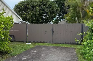 14930 SW 152nd Terrace, Miami, FL 33187 - Photo 29