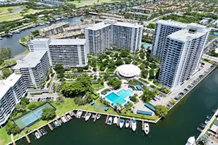 600 Three Islands Boulevard, Hallandale Beach, FL 33009 - Photo 5