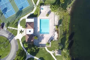 213 Lake Pointe Dr, Oakland Park, FL 33309 - Photo 25