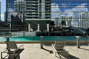 68 SE 6th St, Miami, FL 33131 - Photo 29