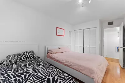806 SW 119th Way, Davie, FL 33325 - Photo 19