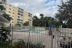 900 NE 12th Ave, Hallandale Beach, FL 33009 - Photo 33