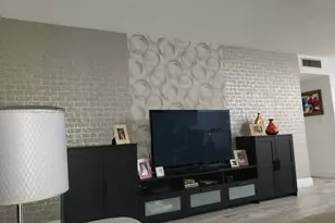 900 NE 12th Ave, Hallandale Beach, FL 33009 - Photo 11