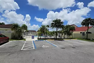 1105 San Remo Cir, Homestead, FL 33035 - Photo 11