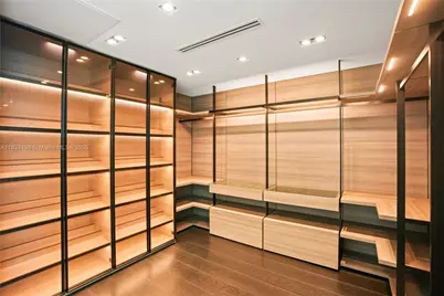 650 NE 32nd St #UPH5303, Miami, FL 33137 - Photo 29