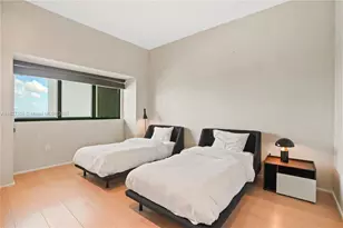 650 NE 32nd St, Miami, FL 33137 - Photo 41