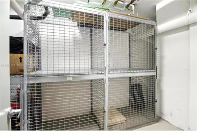 31 SE 5th St #4021, Miami, FL 33131 - Photo 19