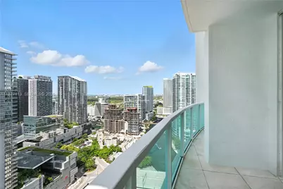 31 SE 5th St #4021, Miami, FL 33131 - Photo 17