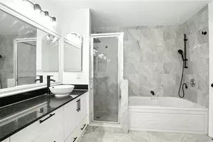 31 SE 5th St, Miami, FL 33131 - Photo 15