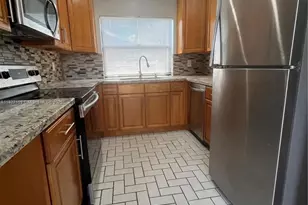 6298 NW 170th Ln, Hialeah, FL 33015 - Photo 7