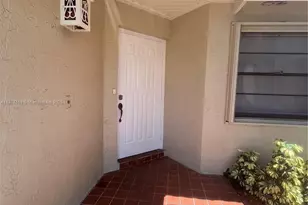 6298 NW 170th Ln, Hialeah, FL 33015 - Photo 3