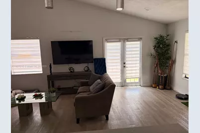 763 S Wind Cir, Sunrise, FL 33326 - Photo 7