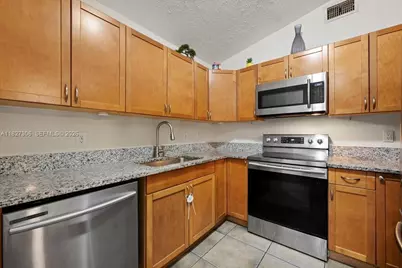 6015 Raintree, Fort Pierce, FL 34982 - Photo 11