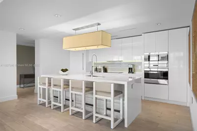 102 24th St #PH-1706, Miami Beach, FL 33139 - Photo 13