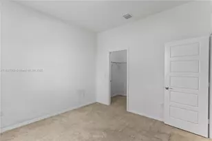 878 NE 191st St, Miami, FL 33179 - Photo 17