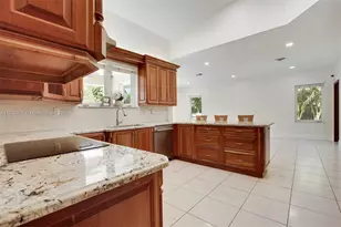 13550 SW 82nd Ave, Pinecrest, FL 33156 - Photo 11