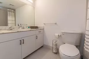 1200 Brickell Bay Dr, Miami, FL 33131 - Photo 17