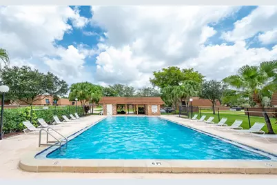 2536 Camelot Ct #2536, Cooper City, FL 33026 - Photo 21