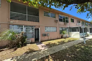 270 NE 191st St, Miami, FL 33179 - Photo 17
