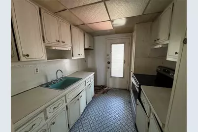 270 NE 191st St #108, Miami, FL 33179 - Photo 7