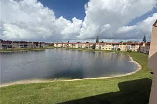 8880 Sunrise Lakes Blvd, Sunrise, FL 33322 - Photo 37