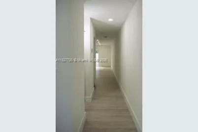 972 N 18th Ct, Hollywood, FL 33020 - Photo 7