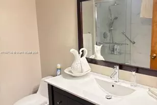 13736 SW 12th St, Miami, FL 33184 - Photo 9